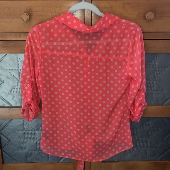 Tie Front Top - Picture 5 of 6